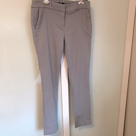 Adrienne Vittadini Grey Polka Dot Pants - Picture 2 of 5